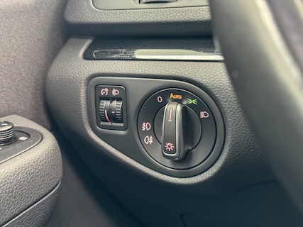 Volkswagen-Sharan
