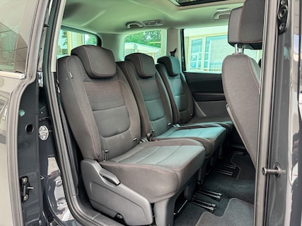 Volkswagen-Sharan