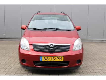 Toyota-Corolla Verso