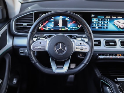 Mercedes-Benz-GLS
