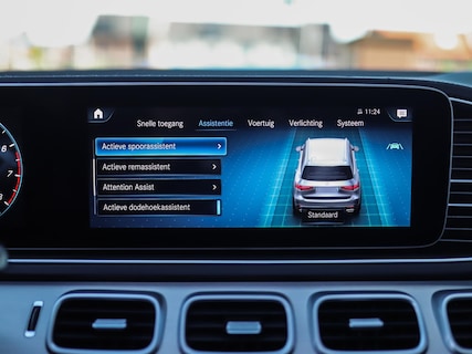 Mercedes-Benz-GLS