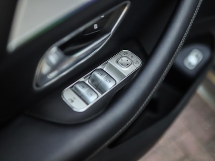 Mercedes-Benz-GLS