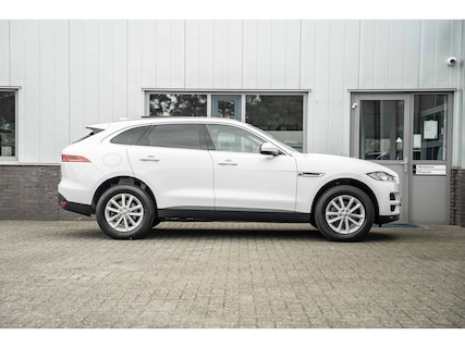 Jaguar-F-Pace