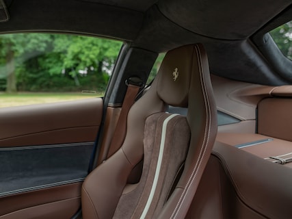Ferrari-812 Superfast