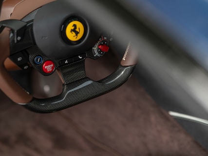 Ferrari-812 Superfast