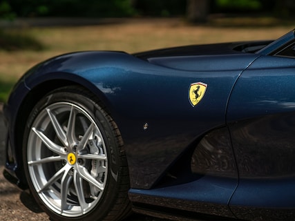 Ferrari-812 Superfast