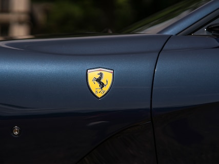 Ferrari-812 Superfast