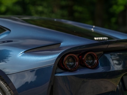 Ferrari-812 Superfast