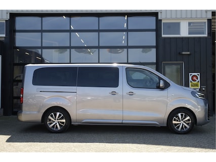 Peugeot-e-Traveller
