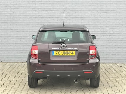 Toyota-Urban Cruiser