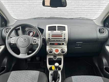 Toyota-Urban Cruiser