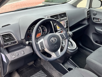 Toyota-Verso-S