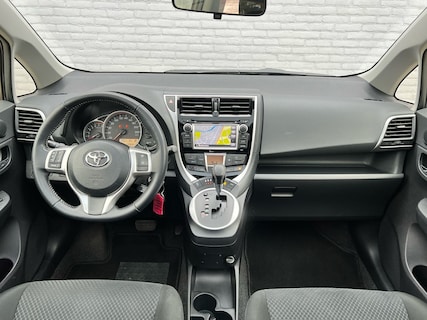 Toyota-Verso-S