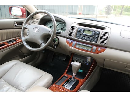 Toyota-Camry