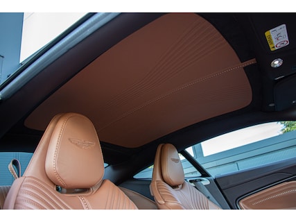 Aston Martin-DB11