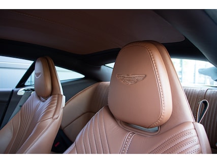 Aston Martin-DB11