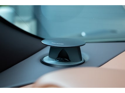 Aston Martin-DB11