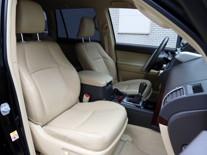 Toyota-Land Cruiser