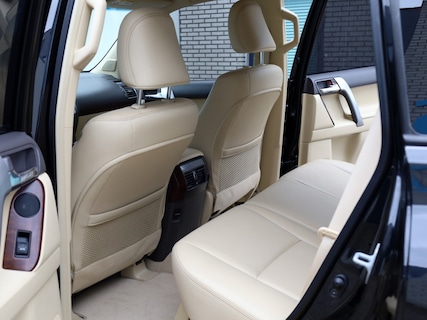 Toyota-Land Cruiser