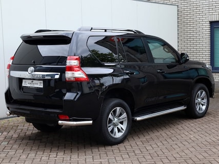 Toyota-Land Cruiser