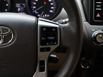 Toyota-Land Cruiser