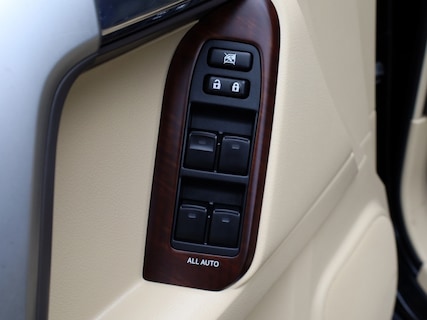 Toyota-Land Cruiser