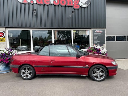 Peugeot-306