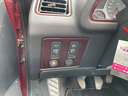 Peugeot-306