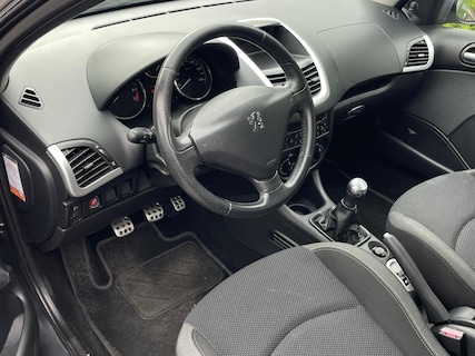 Peugeot-206+
