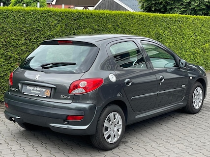 Peugeot-206+