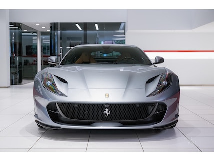 Ferrari-812 Superfast