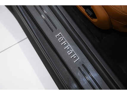 Ferrari-812 Superfast