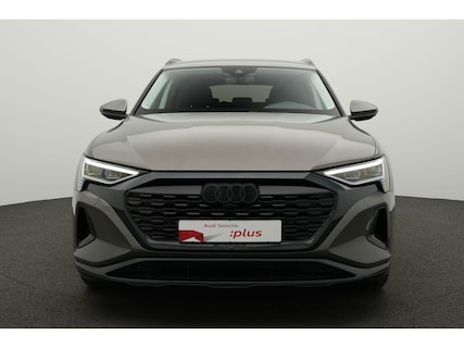 Audi-Q8 e-tron
