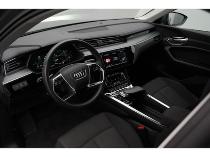 Audi-Q8 e-tron