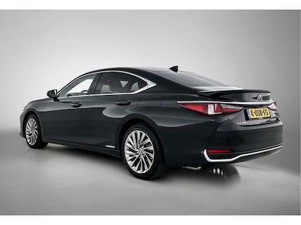 Lexus-ES