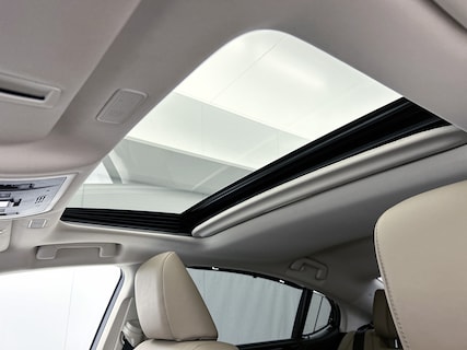 Lexus-ES