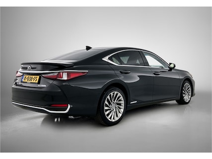 Lexus-ES