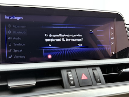 Lexus-ES