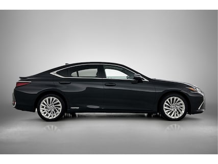 Lexus-ES