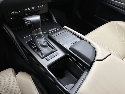 Lexus-ES