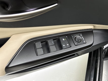 Lexus-ES