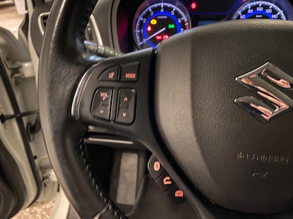 Suzuki-Baleno