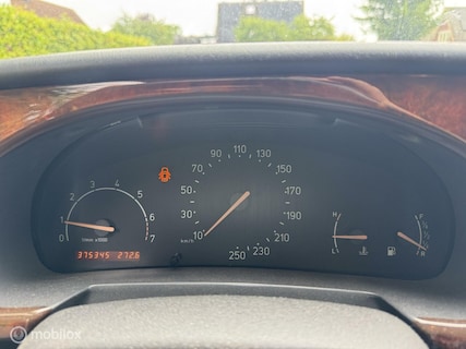Saab-900