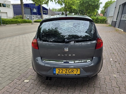 SEAT-Altea
