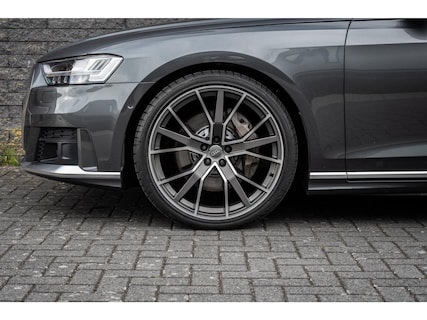 Audi-A8