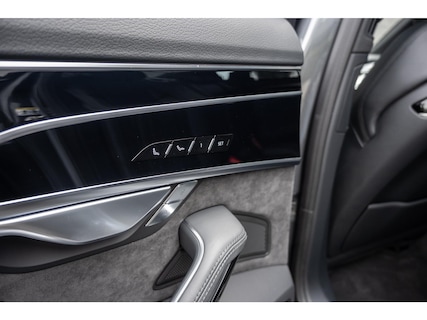 Audi-A8