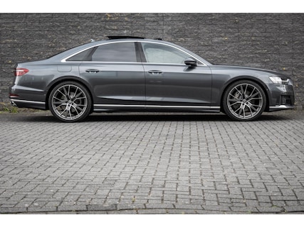 Audi-A8