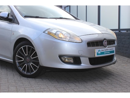 Fiat-Bravo