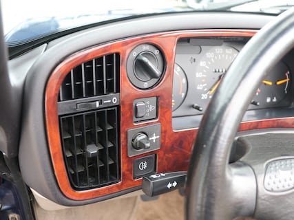 Saab-900