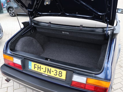 Saab-900